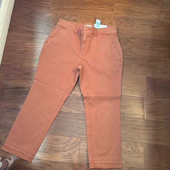LOFT Pants - Loft girlfriend chino pants petite